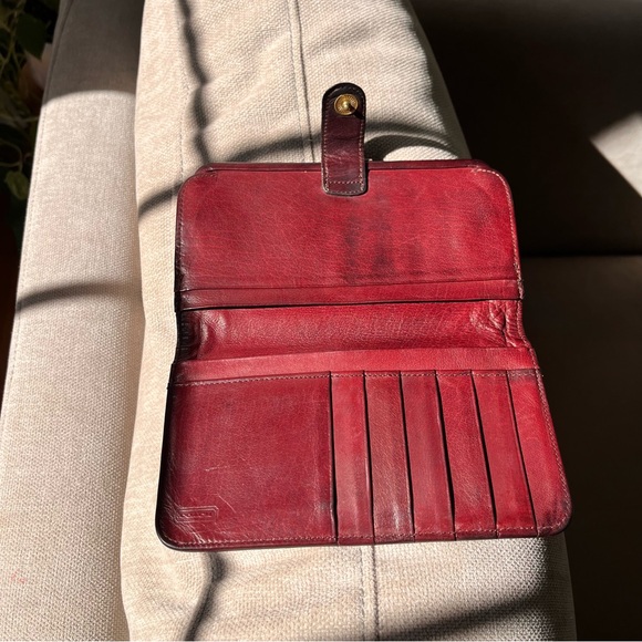 Vintage Coach wallet Burgundy water buffalo Continental clutch kisslock - Picture 9 of 15